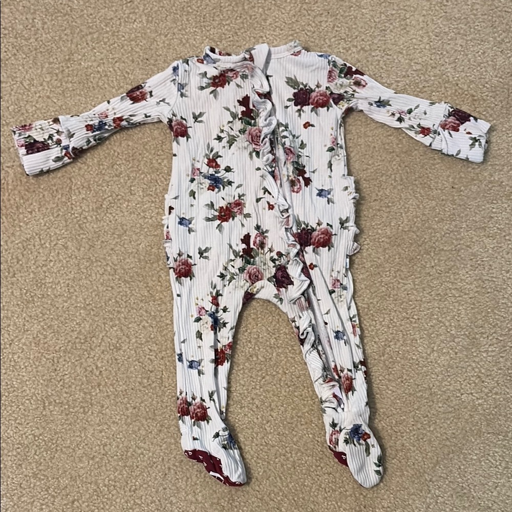 Posh Peanut Floral Ruffled Sleeper 0-3 Months